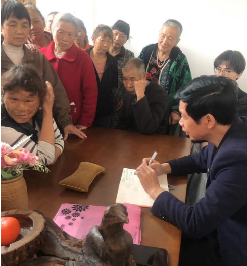 阳新易杏堂中医团队走进江南陌上花康养基地开展惠民义诊